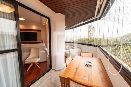 Varanda de apartamento à venda com 4 quartos, 146m² em Jardim da Gloria, São Paulo