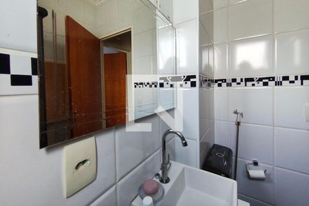 Banheiro de apartamento à venda com 2 quartos, 72m² em Parque Italia, Campinas