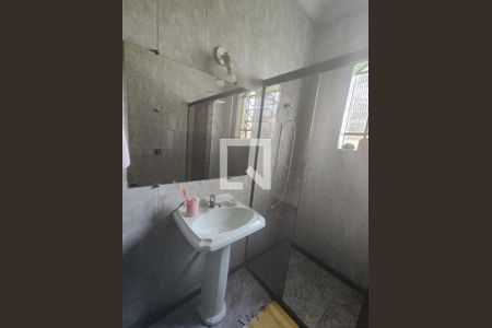 Banheiro 2 de casa à venda com 7 quartos, 360m² em Olinda, Contagem