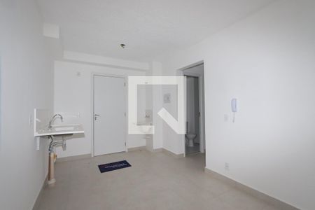 Sala de apartamento para alugar com 2 quartos, 38m² em Vila Graciosa, São Paulo