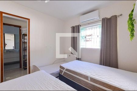 Casa à venda com 3 quartos, 250m² em Itaipu, Niterói