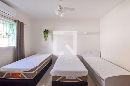 Casa à venda com 3 quartos, 250m² em Itaipu, Niterói