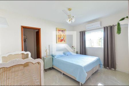 Casa à venda com 3 quartos, 250m² em Itaipu, Niterói