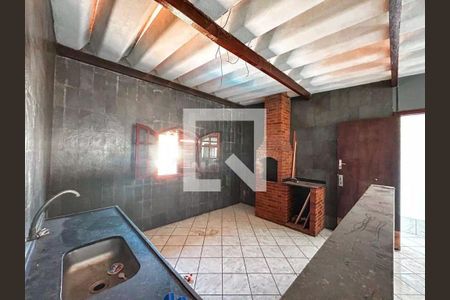 Casa à venda com 3 quartos, 251m² em Itaipu, Niterói