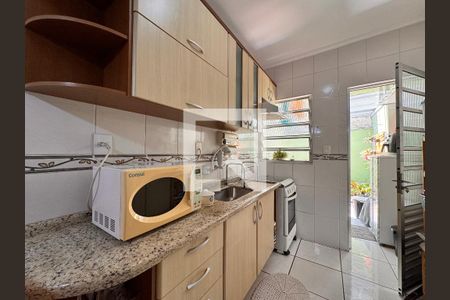 Cozinha de apartamento à venda com 2 quartos, 64m² em Jardim Santo Antônio, Santo André