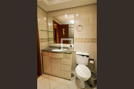 Banheiro Social de apartamento à venda com 3 quartos, 89m² em Nonoai, Porto Alegre