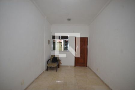 Sala de casa para alugar com 2 quartos, 70m² em Marechal Hermes, Rio de Janeiro