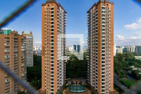 Vista da Varanda de apartamento para alugar com 4 quartos, 245m² em Paraíso do Morumbi, São Paulo