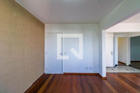 Hall de apartamento para alugar com 4 quartos, 245m² em Paraíso do Morumbi, São Paulo