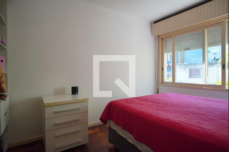 Quarto 1 de apartamento à venda com 2 quartos, 100m² em Floresta, Porto Alegre