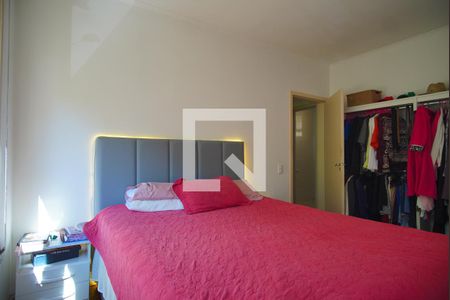 Quarto 1 de apartamento à venda com 2 quartos, 100m² em Floresta, Porto Alegre