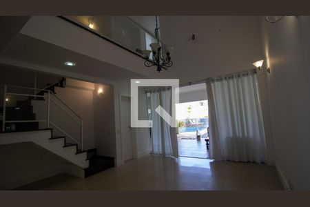 Sala de casa de condomínio para alugar com 5 quartos, 270m² em Recreio dos Bandeirantes, Rio de Janeiro