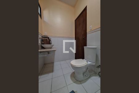 Banheiro da Suíte 2 de casa de condomínio à venda com 4 quartos, 180m² em Badu, Niterói