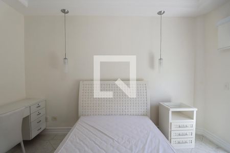 Quarto Suíte 1 de apartamento para alugar com 4 quartos, 183m² em Balneario Guarujá, Guarujá