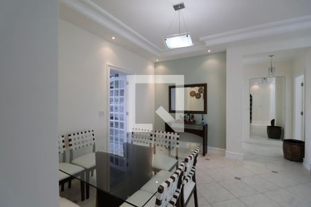 Sala de apartamento para alugar com 4 quartos, 183m² em Balneario Guarujá, Guarujá