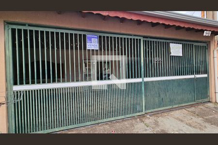 Fachada + Plaquinha de casa à venda com 2 quartos, 207m² em Vila Nova Jundiai, Jundiaí
