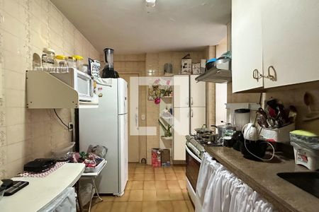 Cozinha de apartamento à venda com 3 quartos, 110m² em Copacabana, Rio de Janeiro