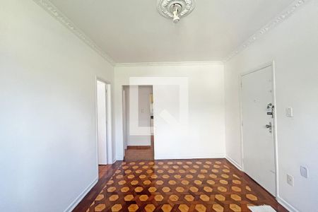 Sala de apartamento para alugar com 2 quartos, 70m² em Gonzaga, Santos