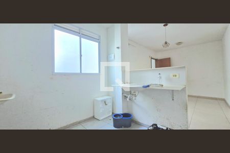 Cozinha de apartamento à venda com 2 quartos, 42m² em Jardim Imperial, Lagoa Santa