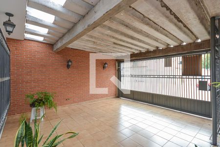 Garagem de casa para alugar com 4 quartos, 150m² em Jardim dos Lagos, São Paulo