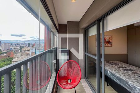 Varanda de kitnet/studio para alugar com 1 quarto, 24m² em Liberdade, São Paulo
