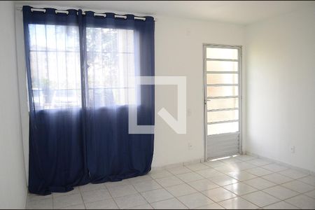 Sala de apartamento para alugar com 2 quartos, 50m² em Paulo Vi, Belo Horizonte