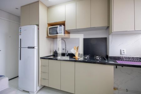 Cozinha e Área de Serviço de apartamento para alugar com 2 quartos, 38m² em Santa Maria, Osasco