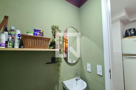 Banheiro de kitnet/studio à venda com 1 quarto, 30m² em Vila Ema, São Paulo