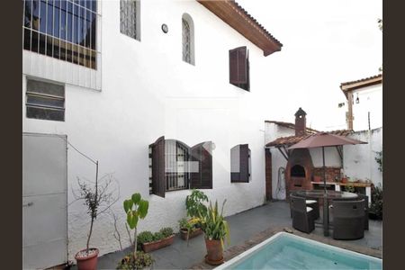 Casa à venda com 4 quartos, 250m² em Jardim Lar Sao Paulo, São Paulo