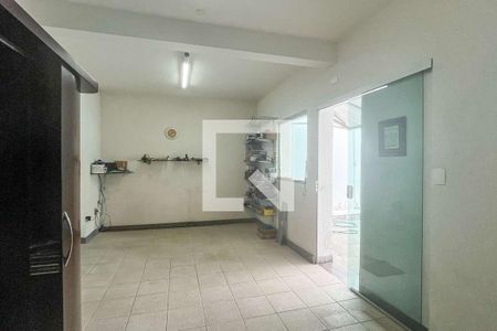 Casa à venda com 7 quartos, 440m² em São Lucas, Belo Horizonte