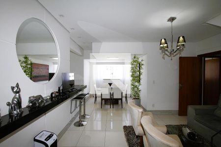 Sala de apartamento à venda com 3 quartos, 235m² em Buritis, Belo Horizonte