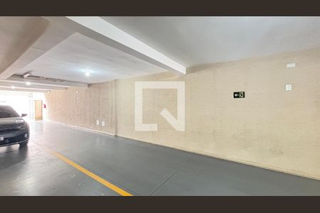 Garagem de apartamento para alugar com 3 quartos, 96m² em Jardim Santo Antônio, Santo André