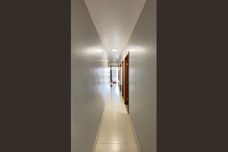 Corredor de apartamento para alugar com 3 quartos, 96m² em Jardim Santo Antônio, Santo André