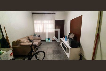 Sala de casa para alugar com 3 quartos, 232m² em Km 18, Osasco