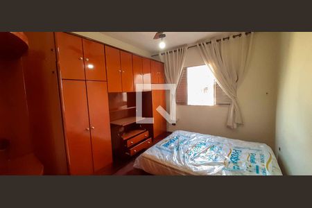 Quarto 1 de casa para alugar com 3 quartos, 232m² em Km 18, Osasco
