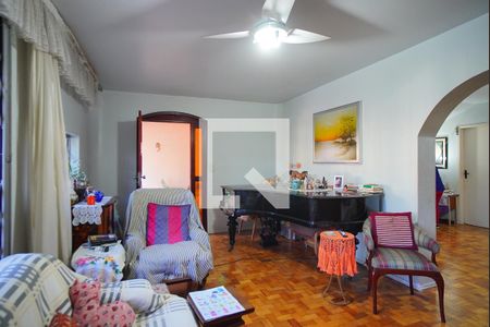 Sala de casa à venda com 5 quartos, 320m² em Jardim Europa, Porto Alegre