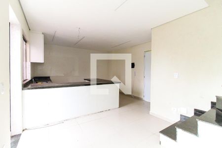 Sala de apartamento à venda com 2 quartos, 69m² em Vila Carmosina, São Paulo