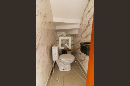 Lavabo de apartamento à venda com 2 quartos, 69m² em Vila Carmosina, São Paulo