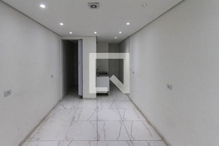 Studio de kitnet/studio para alugar com 1 quarto, 15m² em Vila Santa Clara, São Paulo