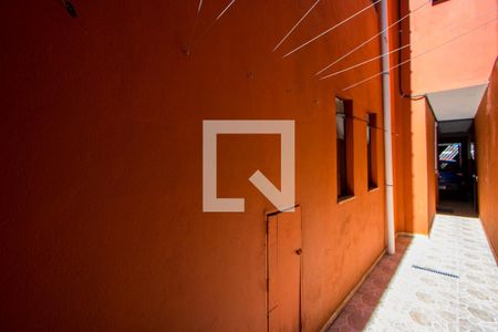 Corredor externo de casa à venda com 3 quartos, 160m² em Vila Tibiriçá, Santo André