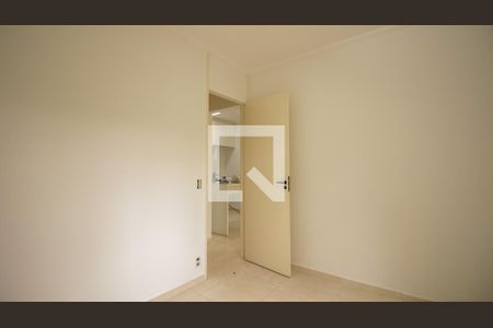 Quarto 2 de apartamento para alugar com 2 quartos, 46m² em Jardim Santa Teresinha, São Paulo