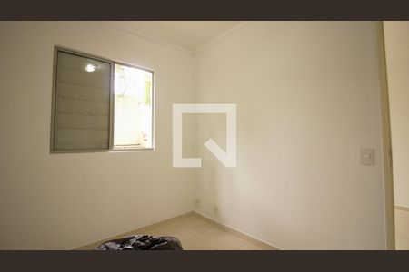 Quarto 1 de apartamento para alugar com 2 quartos, 46m² em Jardim Santa Teresinha, São Paulo