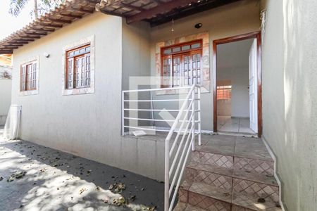 Entrada de casa à venda com 3 quartos, 80m² em Santa Amelia, Belo Horizonte