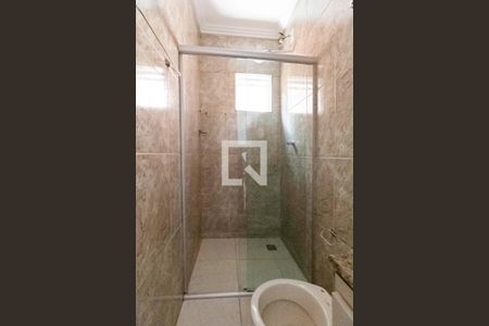 Banheiro social de casa à venda com 3 quartos, 80m² em Santa Amelia, Belo Horizonte