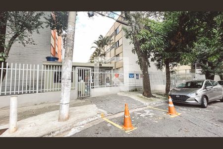 Fachada de apartamento para alugar com 2 quartos, 70m² em Conjunto Residencial Novo Pacaembu, São Paulo