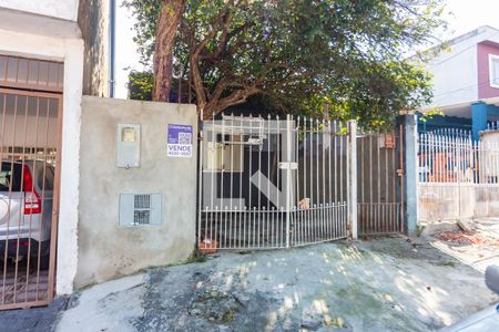Fachada de casa à venda com 2 quartos, 125m² em Cipava, Osasco