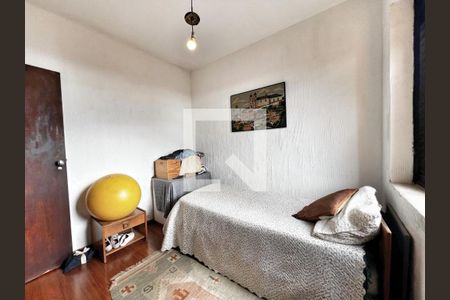 Quarto1 de casa à venda com 4 quartos, 250m² em Belvedere, Belo Horizonte