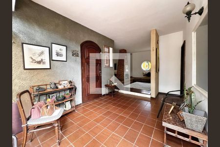 Sala de casa à venda com 4 quartos, 250m² em Belvedere, Belo Horizonte