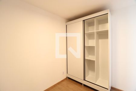 Quarto de apartamento para alugar com 2 quartos, 70m² em Shopping Park, Uberlândia