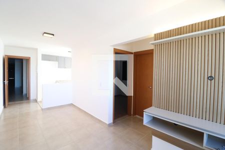 Sala de apartamento para alugar com 2 quartos, 70m² em Shopping Park, Uberlândia